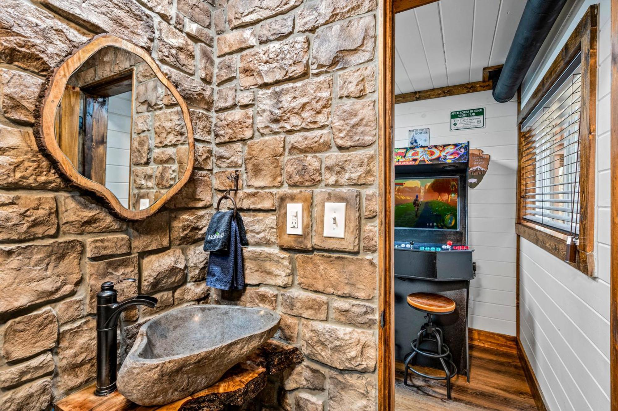 1Mile Downtown, Handicap Ramp, Hot Tub, Game Room Gatlinburg Dış mekan fotoğraf