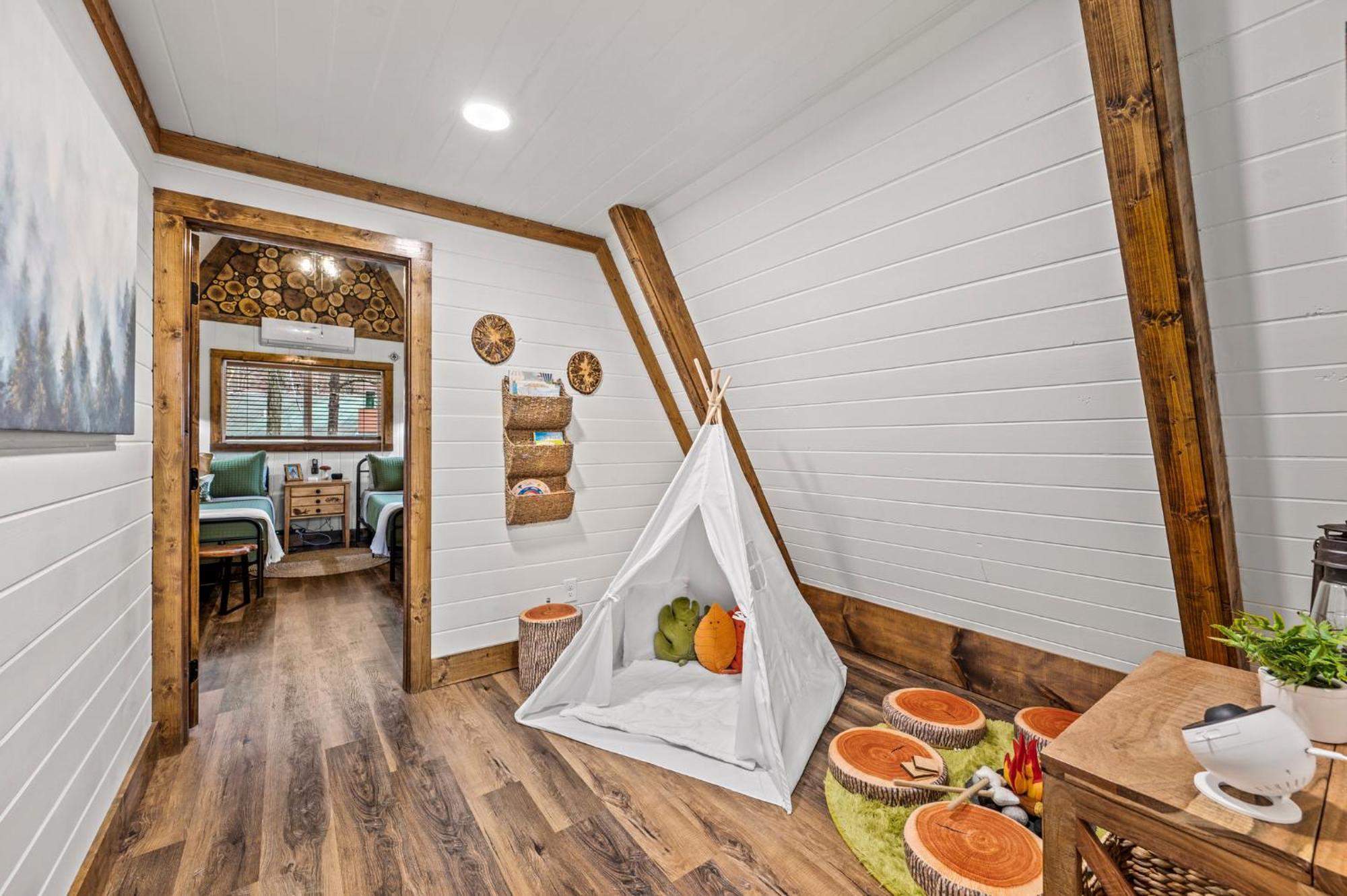 1Mile Downtown, Handicap Ramp, Hot Tub, Game Room Gatlinburg Dış mekan fotoğraf